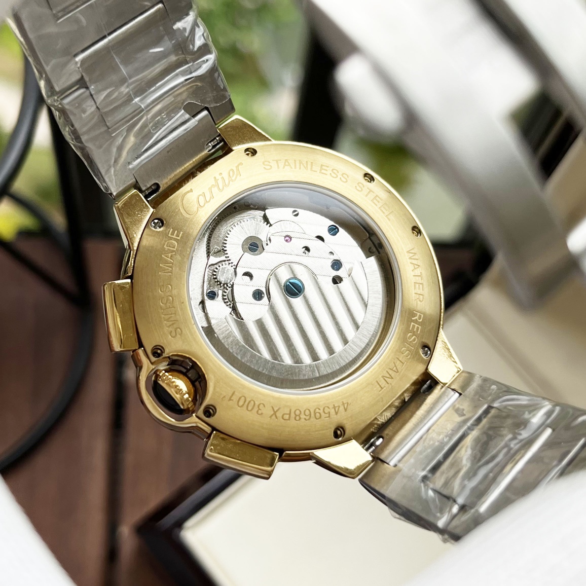 Cartier 白壳 玫金壳 【 风格 优雅 】卡地亚-Cartier 男士腕表 全自动机械机芯 矿物强化玻璃 316L精钢表壳 精钢表带 设计 商务休闲 尺寸:直径44mm 厚度12mm