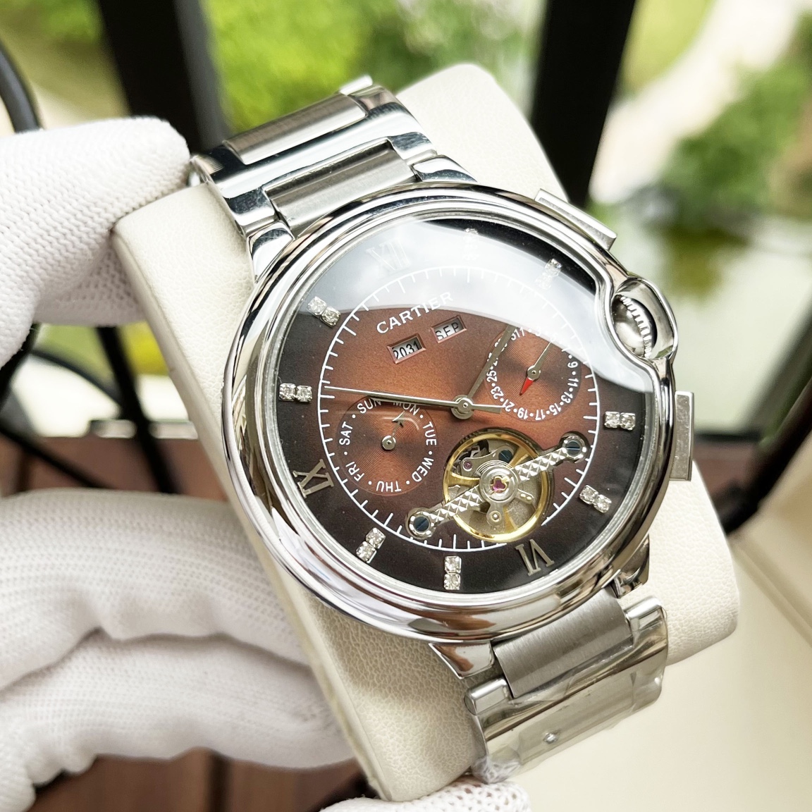 Cartier 白壳 玫金壳 【 风格 优雅 】卡地亚-Cartier 男士腕表 全自动机械机芯 矿物强化玻璃 316L精钢表壳 精钢表带 设计 商务休闲 尺寸:直径44mm 厚度12mm