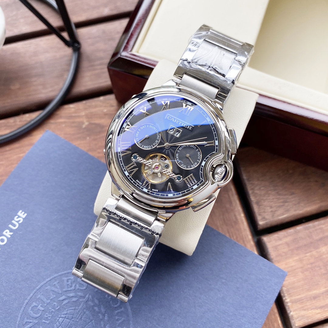 Cartier 全新风格 典雅 卡地亚-Cartier 男士腕表 全自动机械机芯 矿物强化玻璃 316L精钢表壳 精钢表带 潮流 商务休闲 尺寸:径44mm 厚度12mm