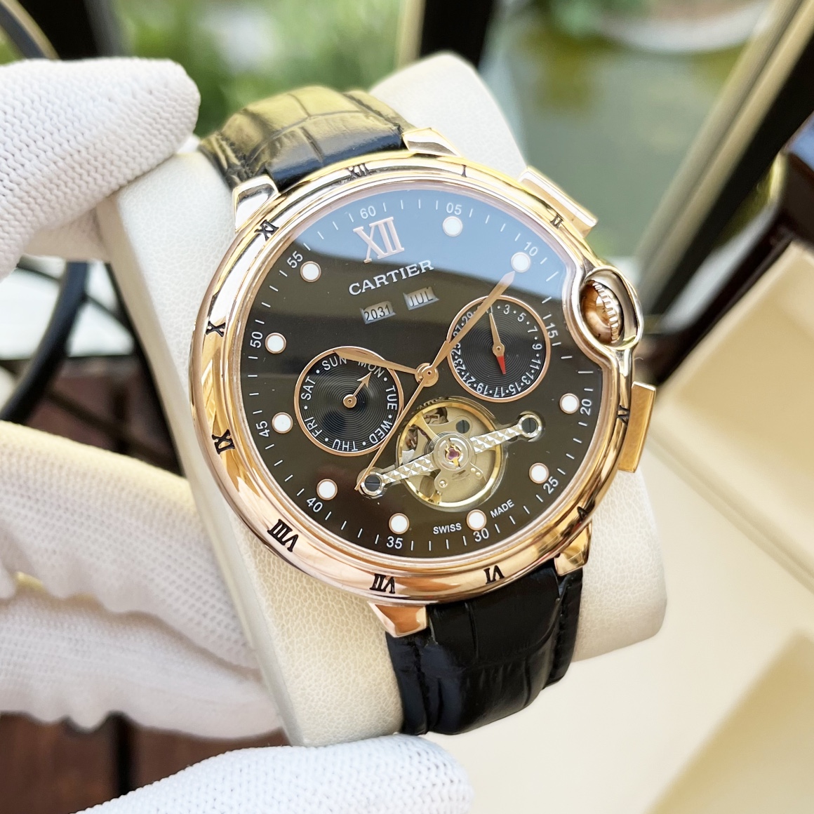 Cartier 白壳 玫瑰金 【典雅气质 】卡地亚-Cartier 男士腕表 全自动机械机芯 矿物强化玻璃 316L精钢表壳 真皮表带 休闲 商务 尺寸:径44mm 厚度12mm