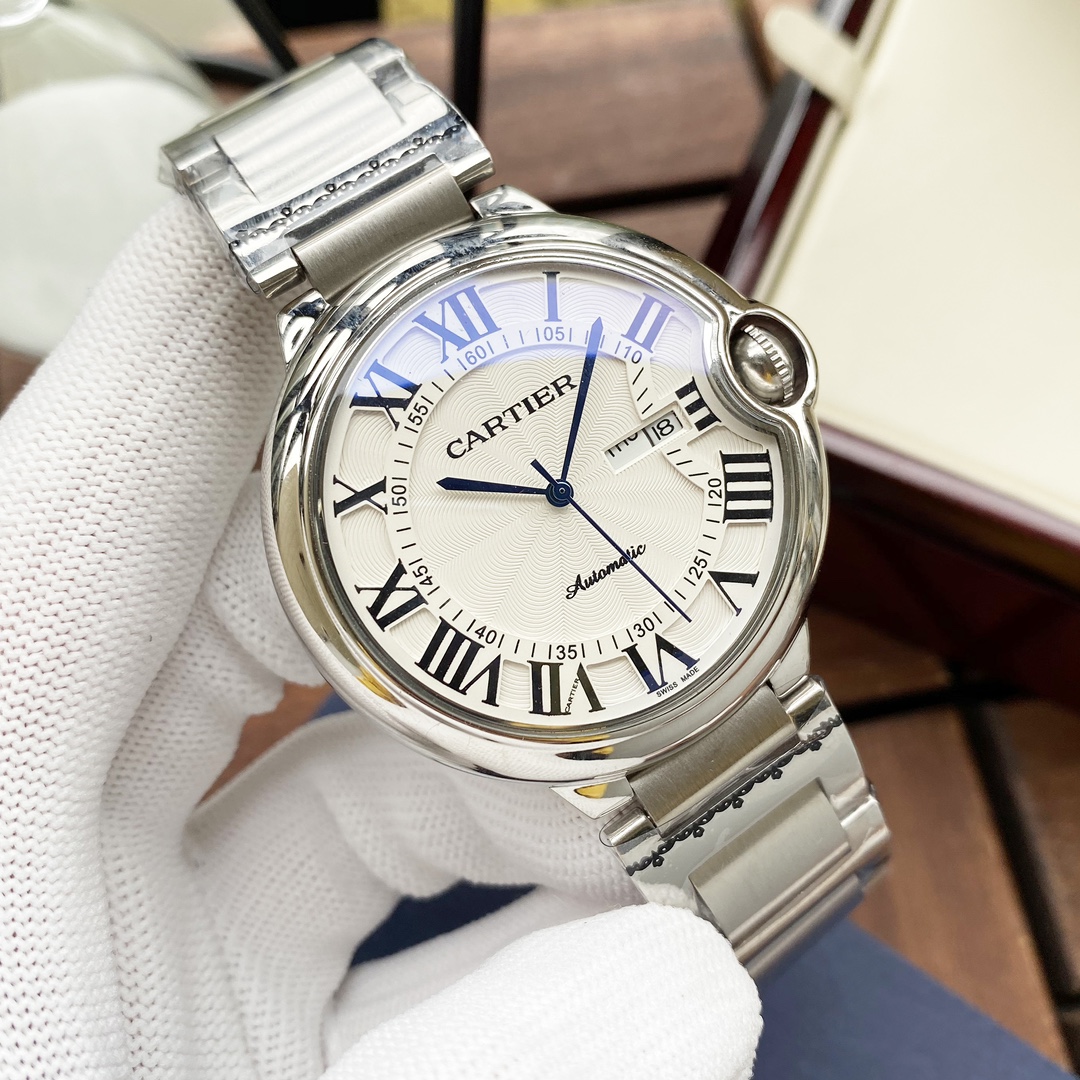 Cartier 白壳 玫瑰金 钢带+ 【简约 优雅大方】卡地亚-Cartier 男士腕表 全自动机械机芯 矿物强化玻璃 316L精钢表壳 精钢表带 全新风格 商务休闲 尺寸:直径44mm 厚度12mm