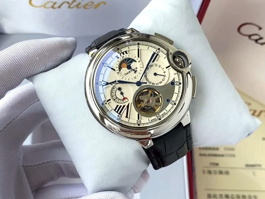 Cartier 百搭 卡地亚-Cartier 男士腕表 全自动机械机芯 矿物强化玻璃 316L精钢表壳 精钢表带 简洁 商务休闲 尺寸:直径44mm 厚度12mm