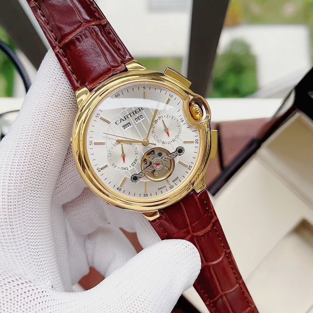 Cartier 全新风格 卡地亚-Cartier 男士腕表 全自动机械机芯 矿物强化玻璃 316L精钢表壳 真皮表带 休闲 商务 尺寸:直径44mm 厚度12mm