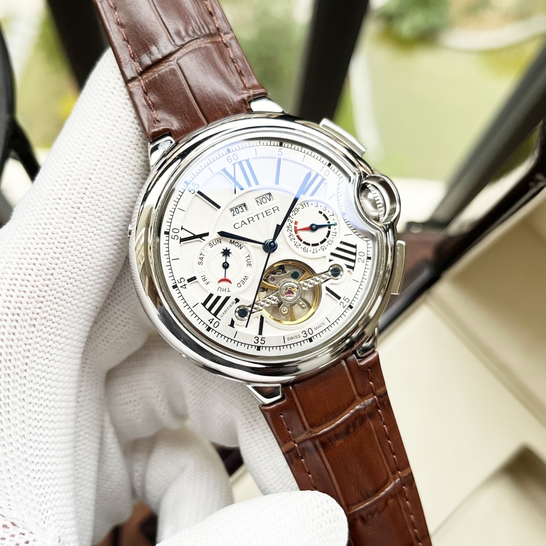Cartier 全新设计 典雅 卡地亚-Cartier 男士腕表 全自动机械机芯 矿物强化玻璃 316L精钢表壳 真皮表带 休闲 商务 尺寸:径44mm 厚度12mm