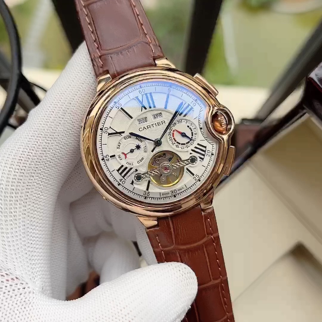 Cartier 全新设计 典雅 卡地亚-Cartier 男士腕表 全自动机械机芯 矿物强化玻璃 316L精钢表壳 真皮表带 休闲 商务 尺寸:直径44mm 厚度12mm