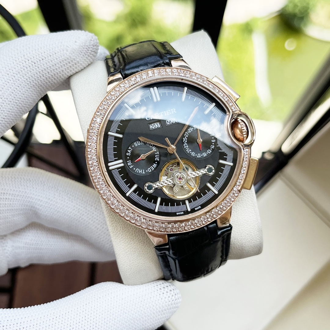Cartier 白壳670 玫金壳690 【全新风格 】卡地亚-Cartier 男士腕表 全自动机械机芯 矿物强化玻璃 316L精钢表壳 真皮表带 休闲 商务 尺寸:径44mm 厚度12mm