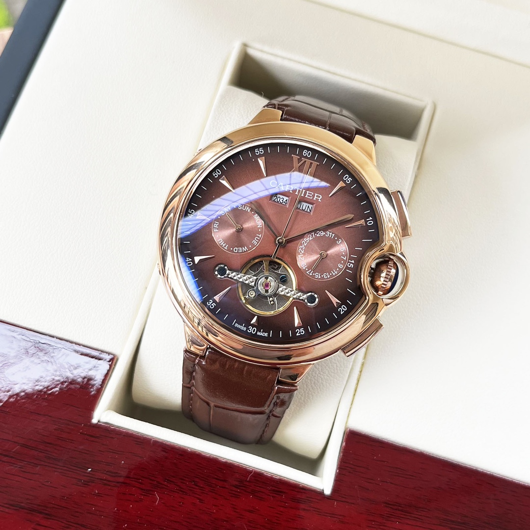 Cartier 白壳 玫金壳 【全新风格 】卡地亚-Cartier 男士腕表 全自动机械机芯 矿物强化玻璃 316L精钢表壳 真皮表带 休闲 商务 尺寸:直径44mm 厚度12mm