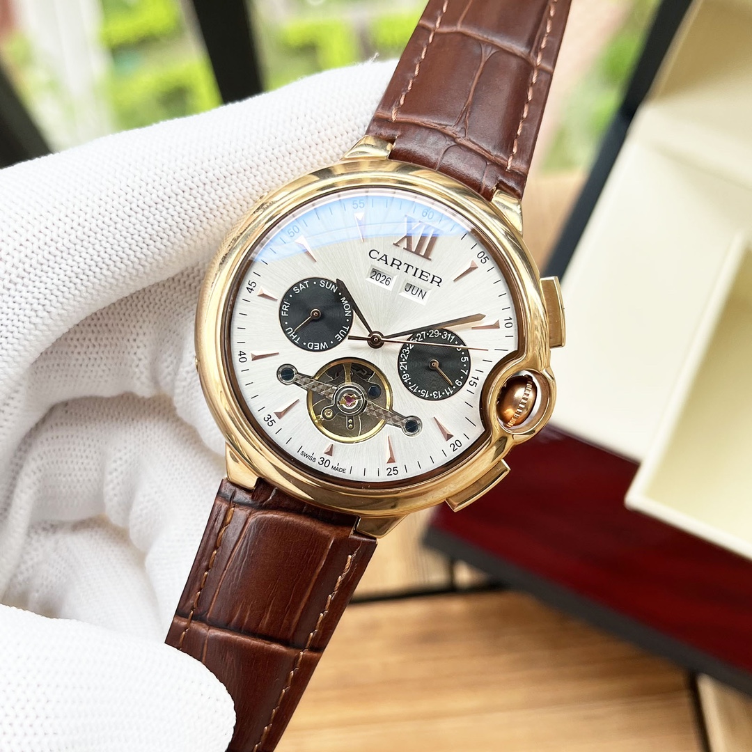 Cartier 白壳 玫金壳 【全新风格 】卡地亚-Cartier 男士腕表 全自动机械机芯 矿物强化玻璃 316L精钢表壳 真皮表带 休闲 商务 尺寸:直径44mm 厚度12mm
