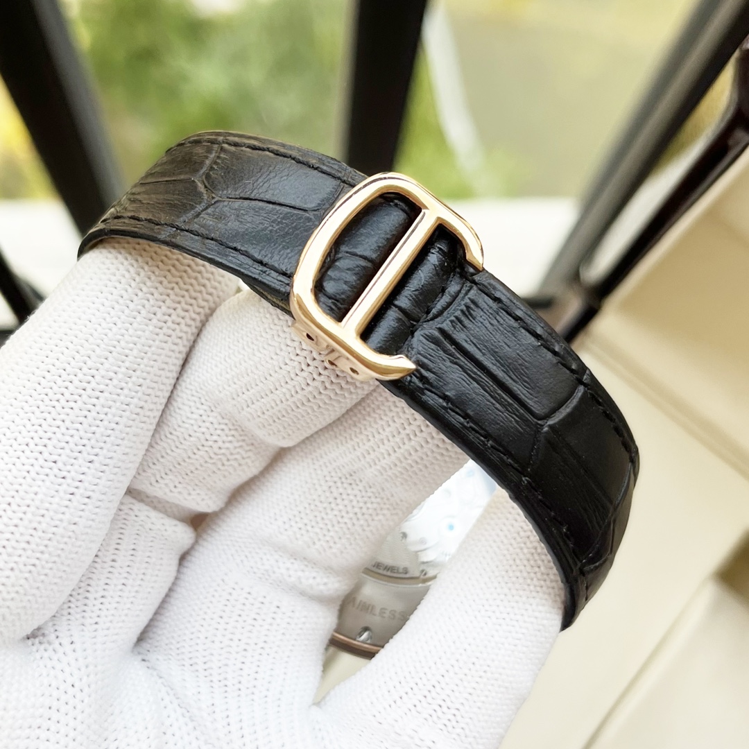 Cartier 白壳 玫瑰金 【全新设计 典雅 】卡地亚-Cartier 男士腕表 全自动机械机芯 矿物强化玻璃 316L精钢表壳 真皮表带 休闲 商务 尺寸:直径44mm 厚度12mm