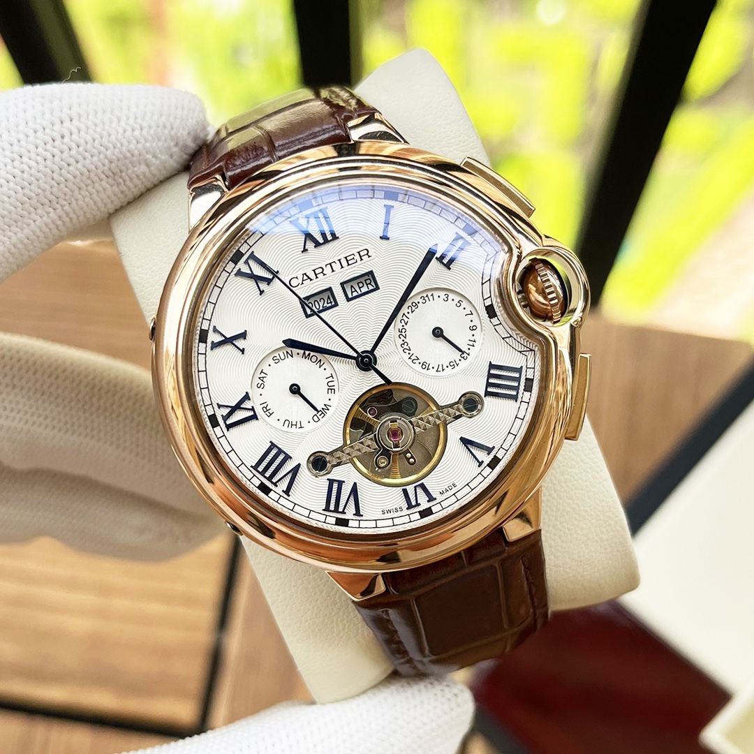 Cartier 白壳 玫瑰金 【简约风格 优雅大方】卡地亚-Cartier 男士腕表 全自动机械机芯 矿物强化玻璃 316L精钢表壳 真皮表带 设计 商务休闲 尺寸:径44mm 厚度12mm
