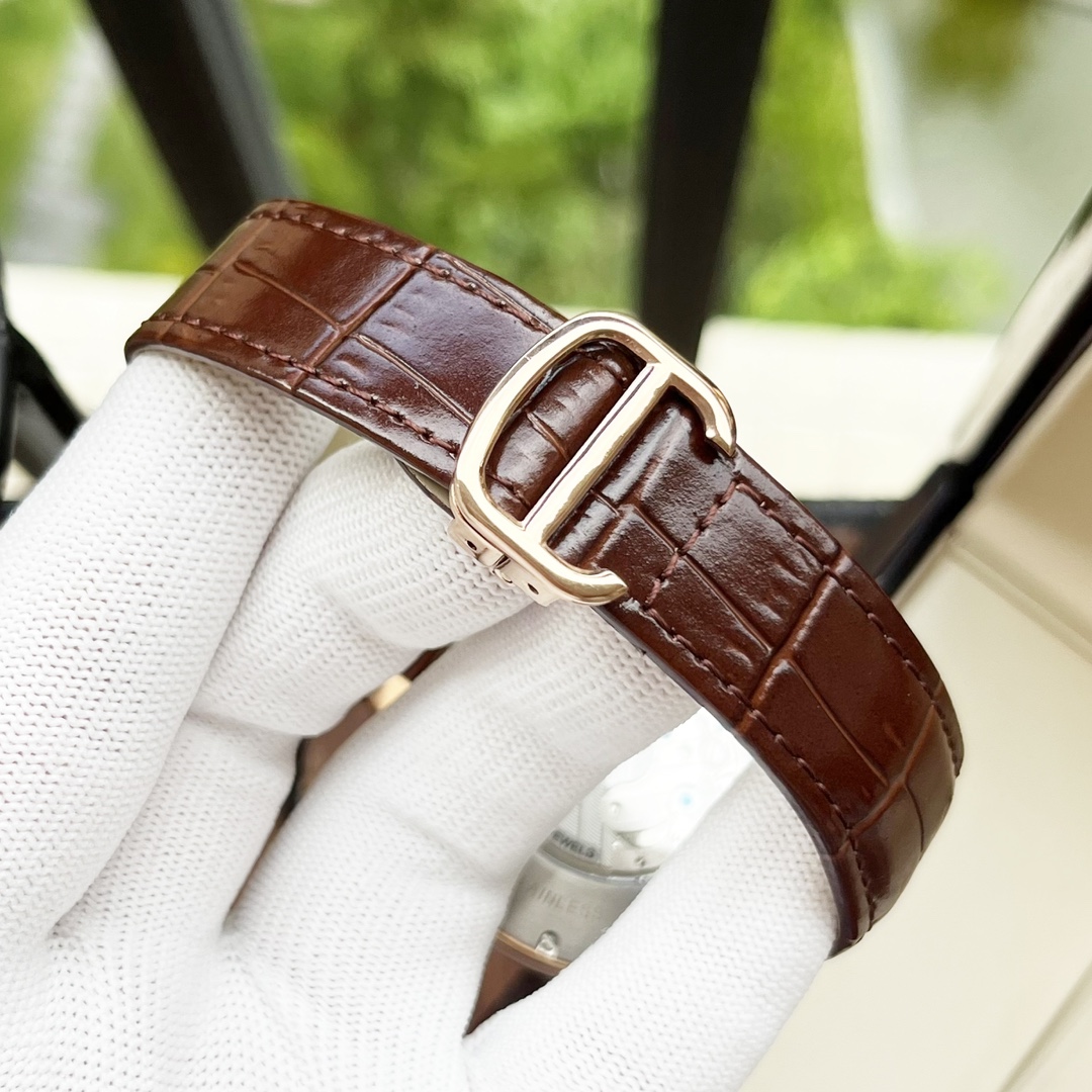 Cartier 白壳 玫瑰金 【典雅气质 】卡地亚-Cartier 男士腕表 全自动机械机芯 矿物强化玻璃 316L精钢表壳 真皮表带 休闲 商务 尺寸:直径44mm 厚度12mm