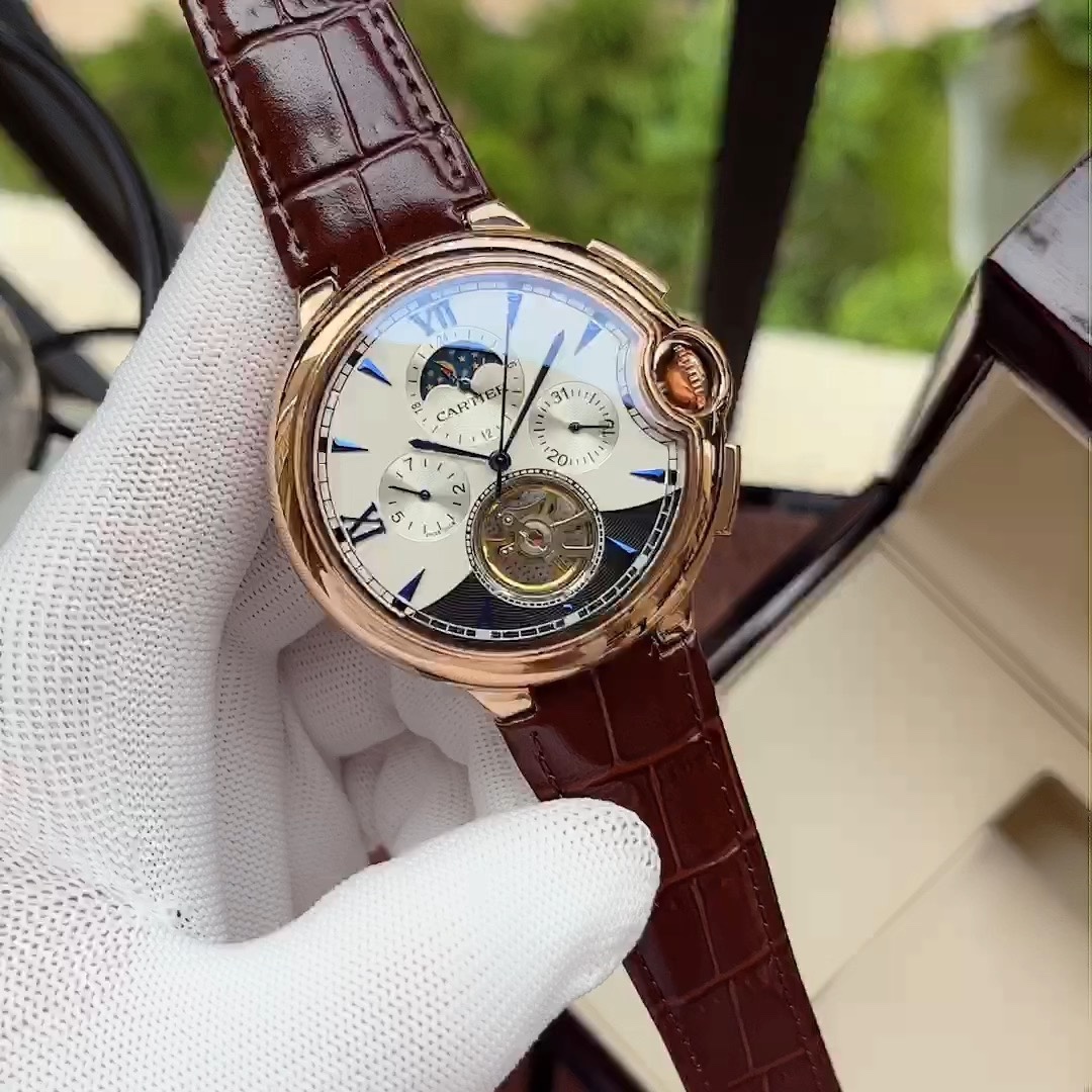 Cartier 典雅气质 卡地亚-Cartier 男士腕表 全自动机械机芯 矿物强化玻璃 316L精钢表壳 真皮表带 休闲 商务 尺寸:径44mm 厚度12mm