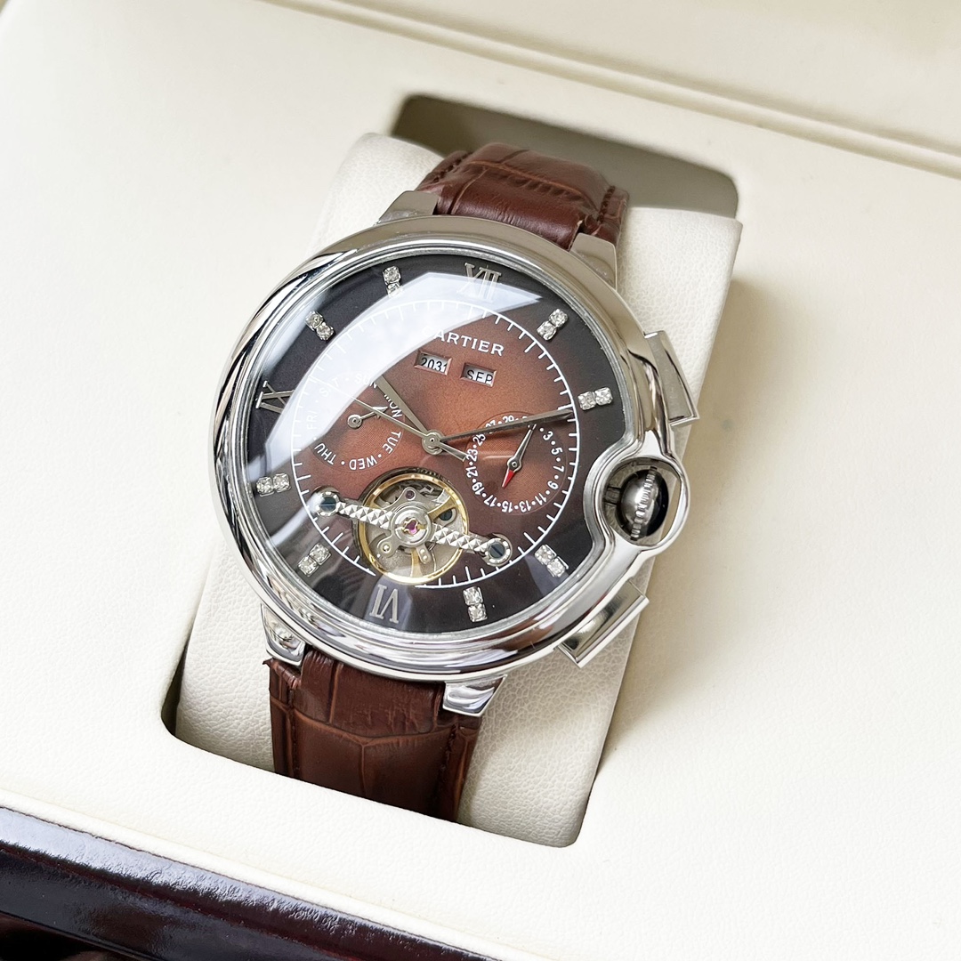 Cartier 全新风格 卡地亚-Cartier 男士腕表 全自动机械机芯 矿物强化玻璃 316L精钢表壳 真皮表带 休闲 商务 尺寸:径44mm 厚度12mm