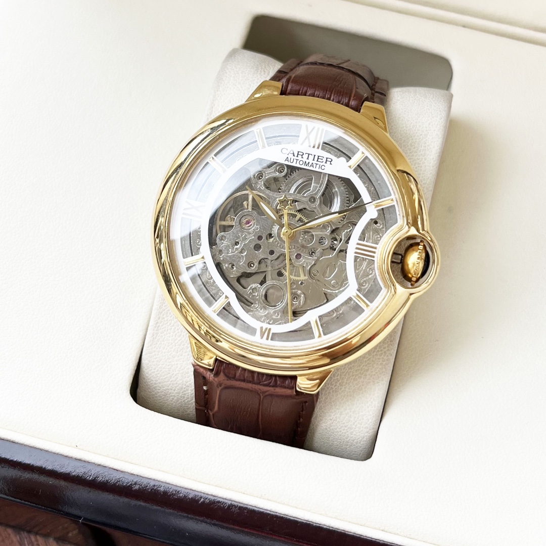 Cartier 全新风格 卡地亚-Cartier 男士腕表 全自动机械机芯 矿物强化玻璃 316L精钢表壳 真皮表带 休闲 商务 尺寸:径44mm 厚度12mm