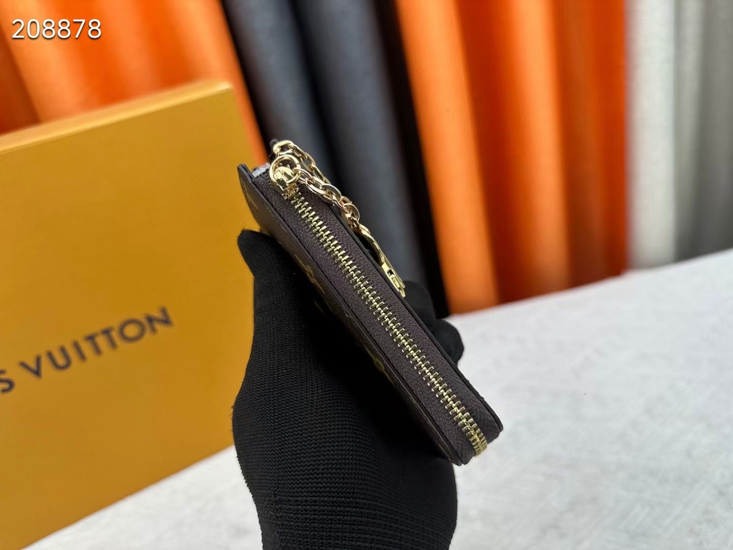 Noaキーリング Monogram帆布製のエレガントで実用的なアクセサリー