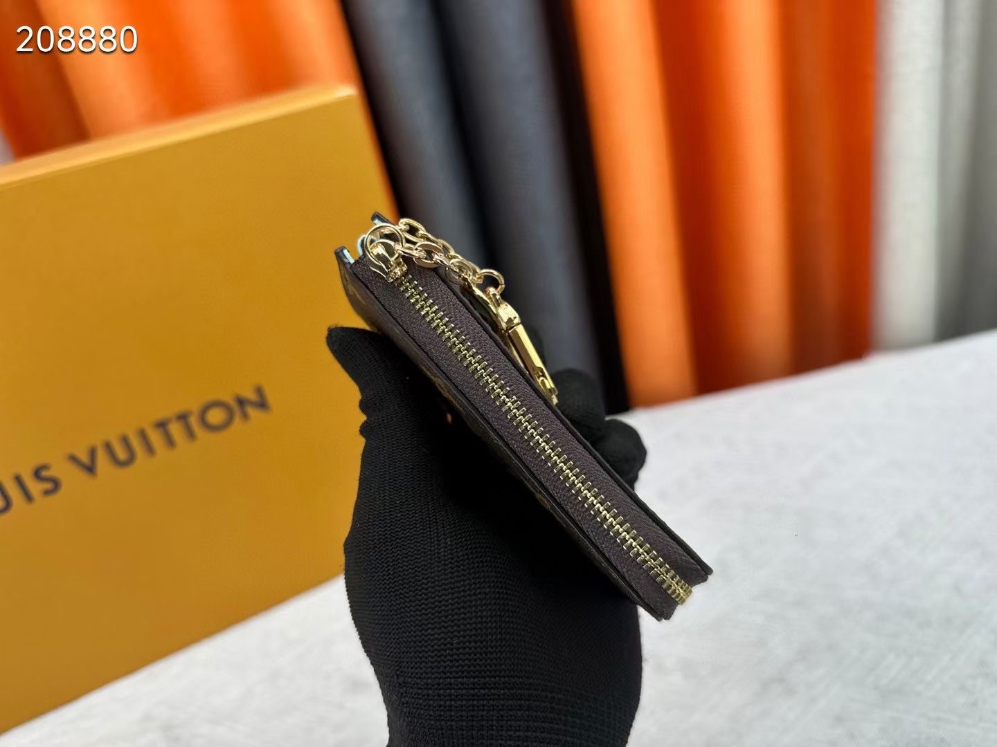 Noaキーリング - Monogram帆布製のエレガントなアクセサリー