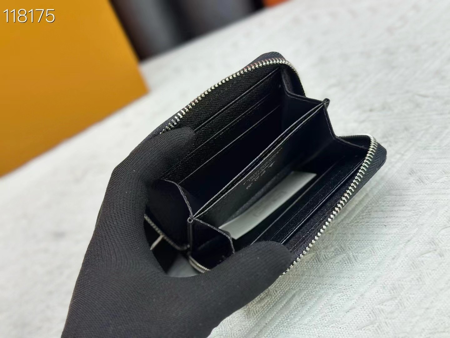 P165 ZIPPY 拉链零钱包 M60067 - コンパクトで機能的なお財布