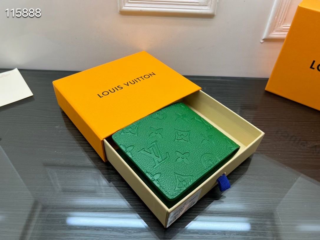 P175 短夹 - 柔らかい黒色Taurllon小牛皮と実用的なデザイン