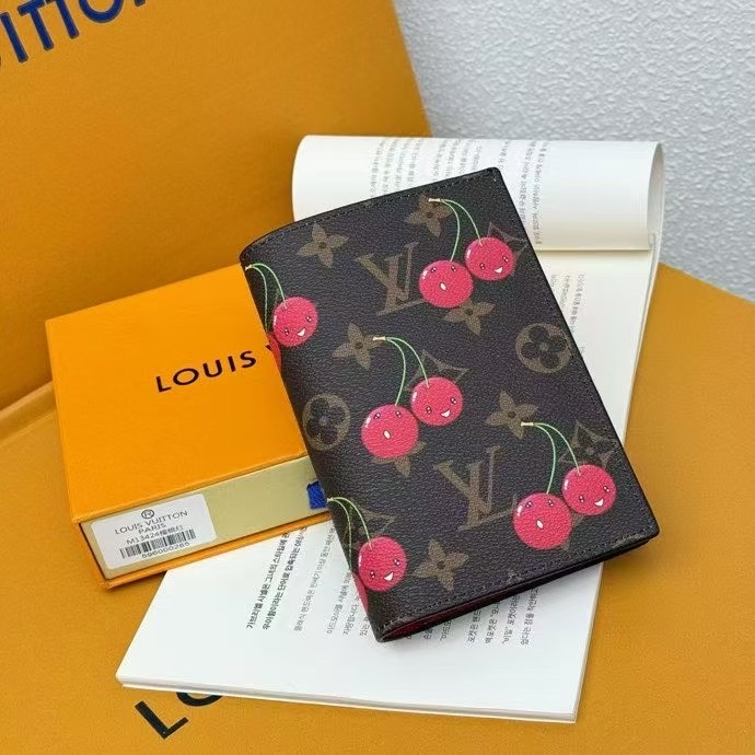 モノグラム・マカッサー パスポートカバー P175 - 実用的でスタイリッシュなデザイン