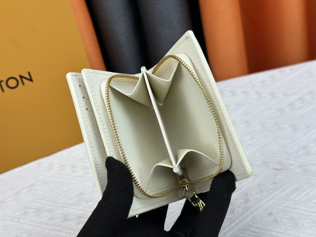 ルイ・ヴィトン Cléa財布 Monogram Empreinteの柔らかい牛皮製