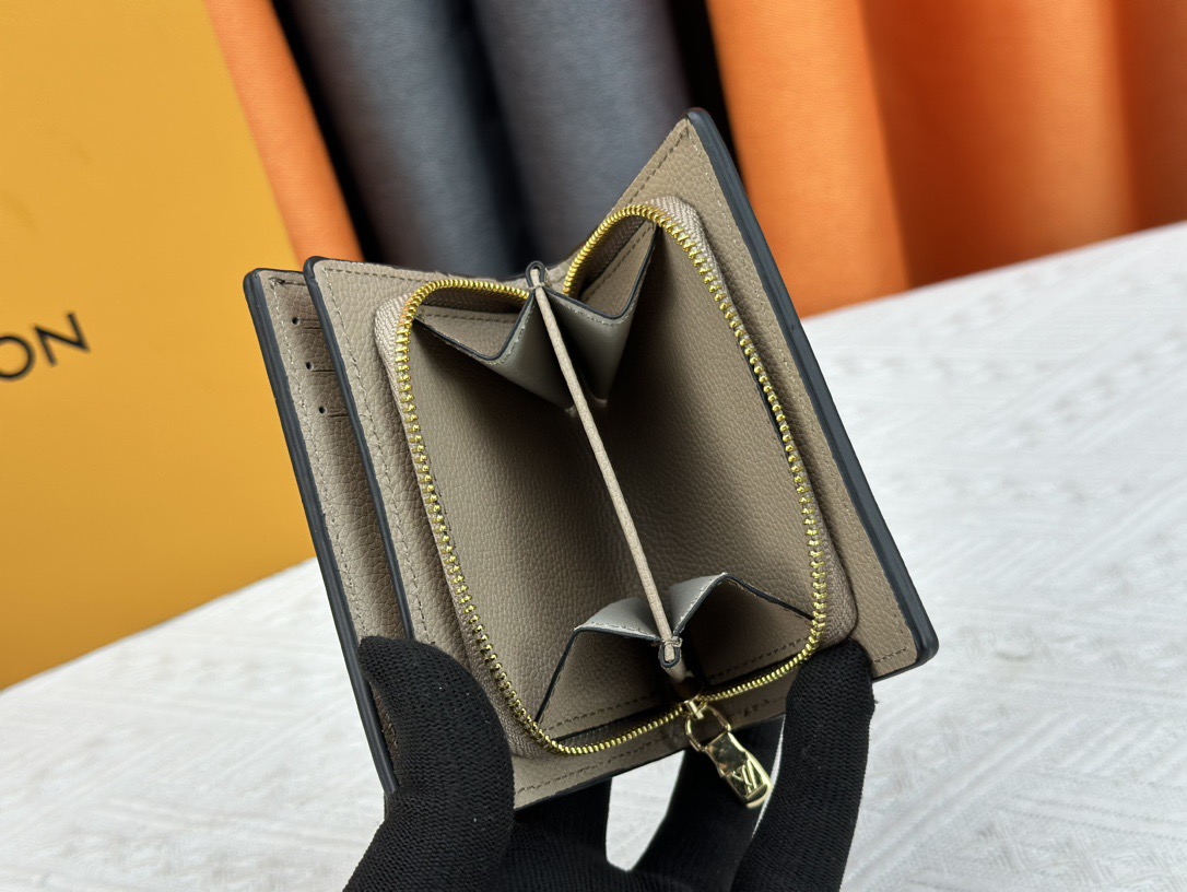 ルイ・ヴィトン Cléa 財布 モノグラム エンプラント