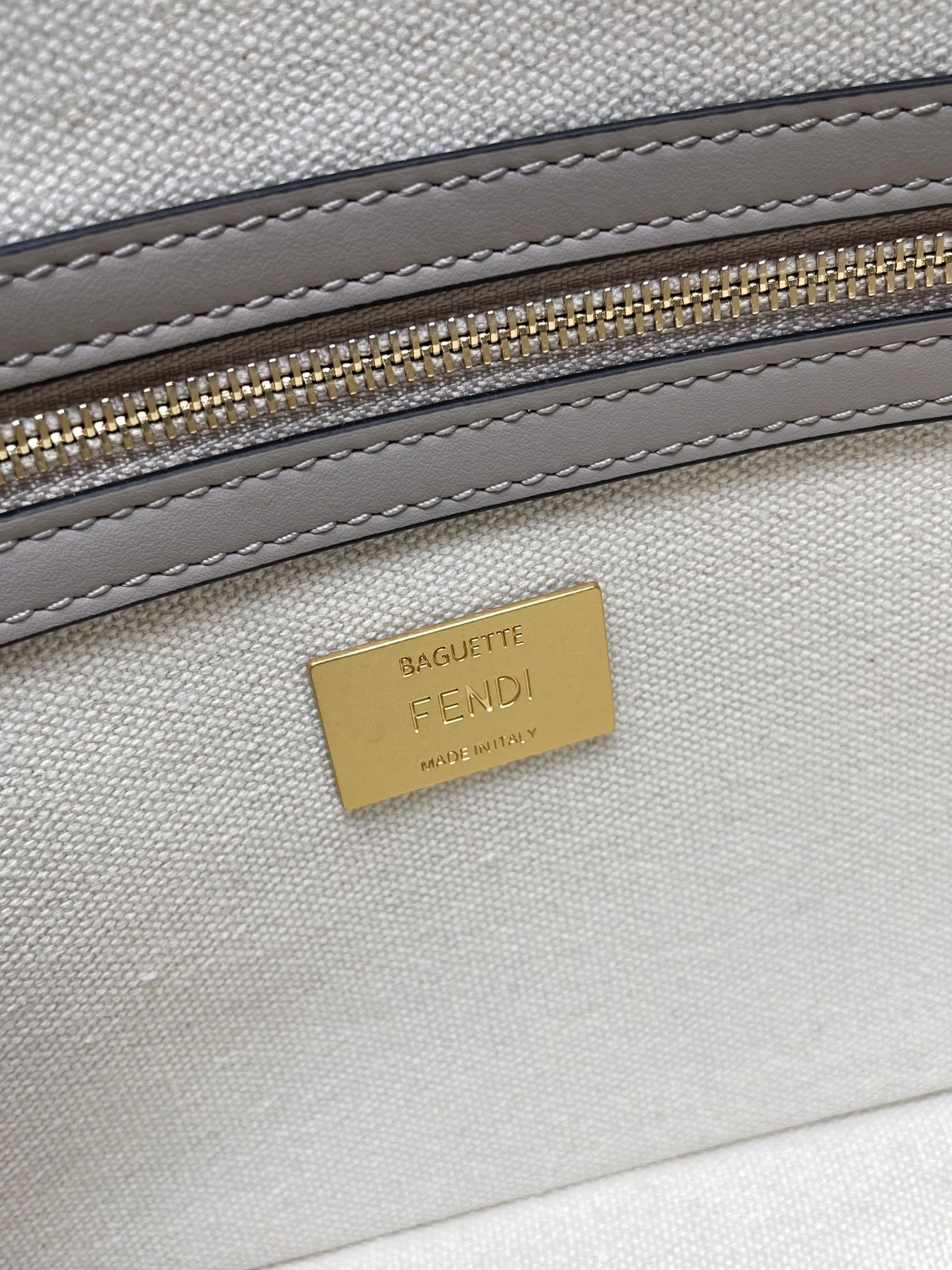 Fendi Baguette Limited Edition Color Embroidered Shoulder Bag, 26x13x6cm 7 i1712020792 8311 2