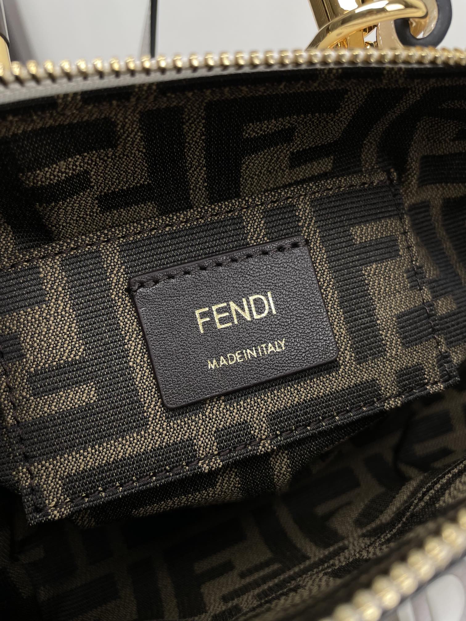 Fendi White Mini By The Way Bag with Tortoiseshell Handles & Shoulder Strap 7 i1712378286 9868 5