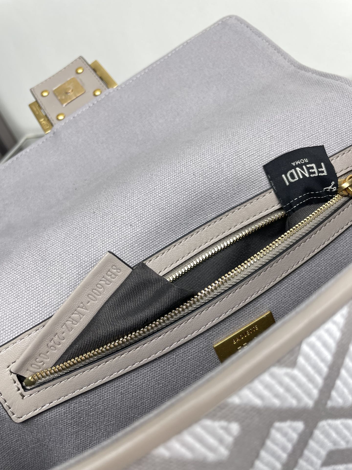 Fendi Baguette Bag with Signature FF Motif and Adjustable Shoulder Strap 9 i1712762537 9060 3