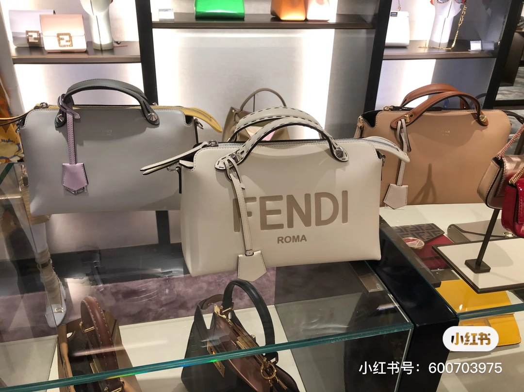 Fendi White Roma Handbag - Stylish Leather Top Handle Satchel Bag 5 i1713622977 1784 1