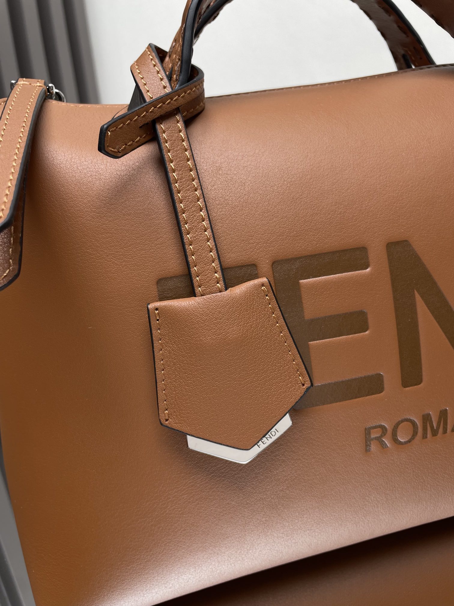 Fendi By The Way Boston Bag - Elegant Leather Handbag with Adjustable Strap 5 i1715351329 504 6