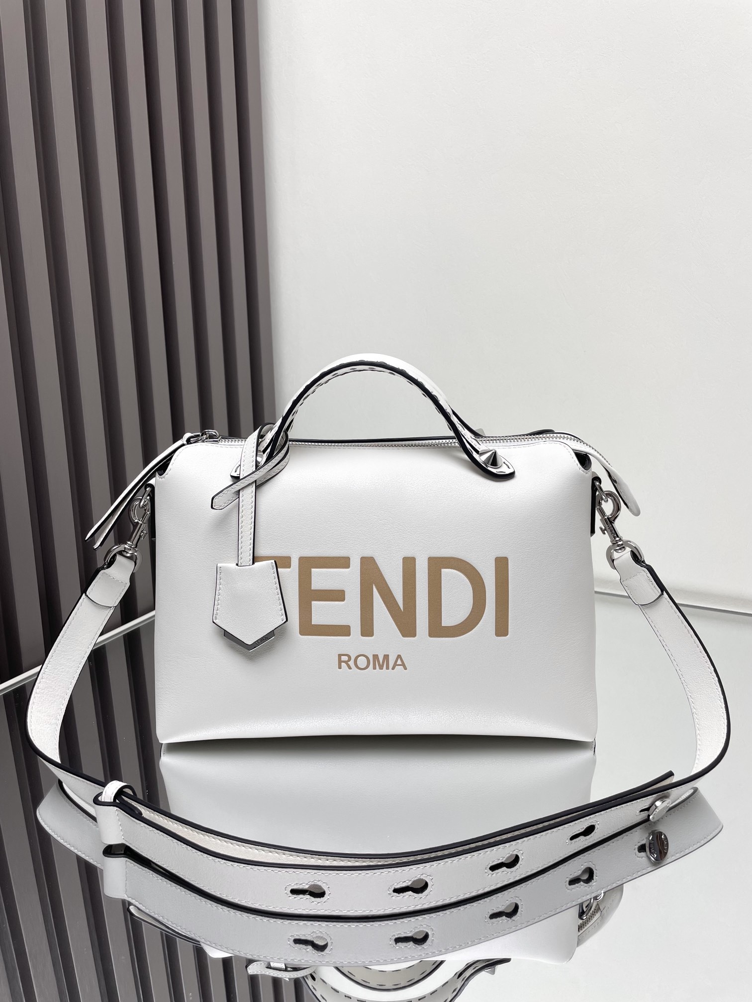 Fendi By The Way Bolsos de mano Piel de vaca Cuero