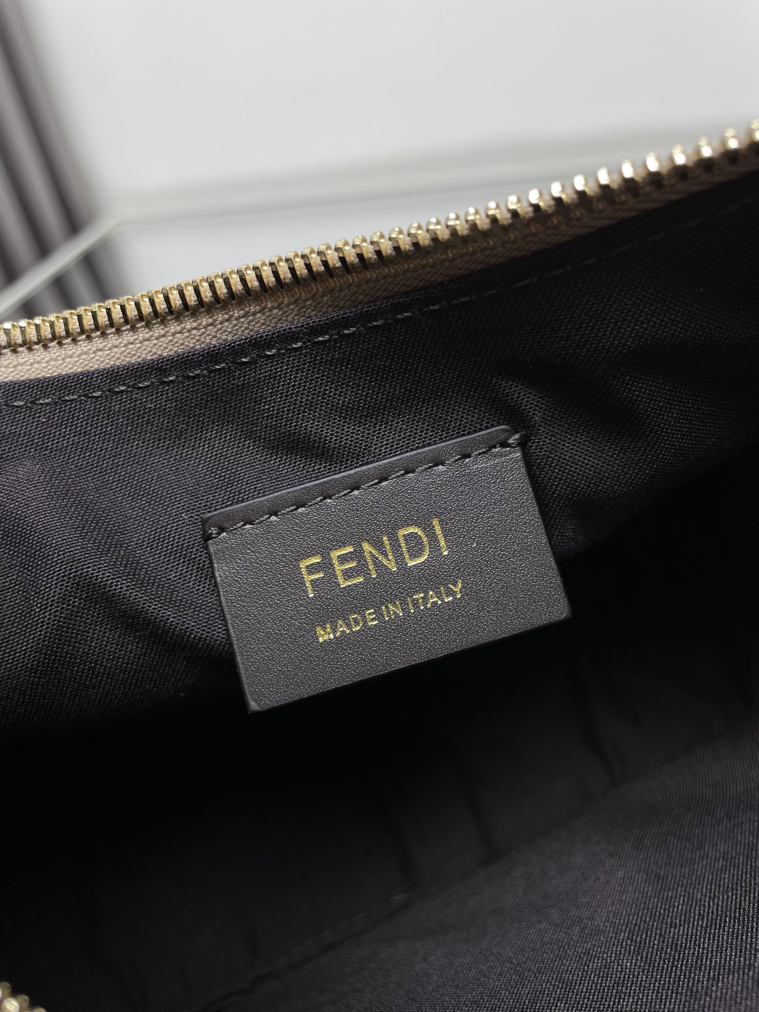 Fendi Praphy Medium Dove Gray Crescent Hobo Bag - Stylish Shoulder Bag 8 i1716644220 880 5