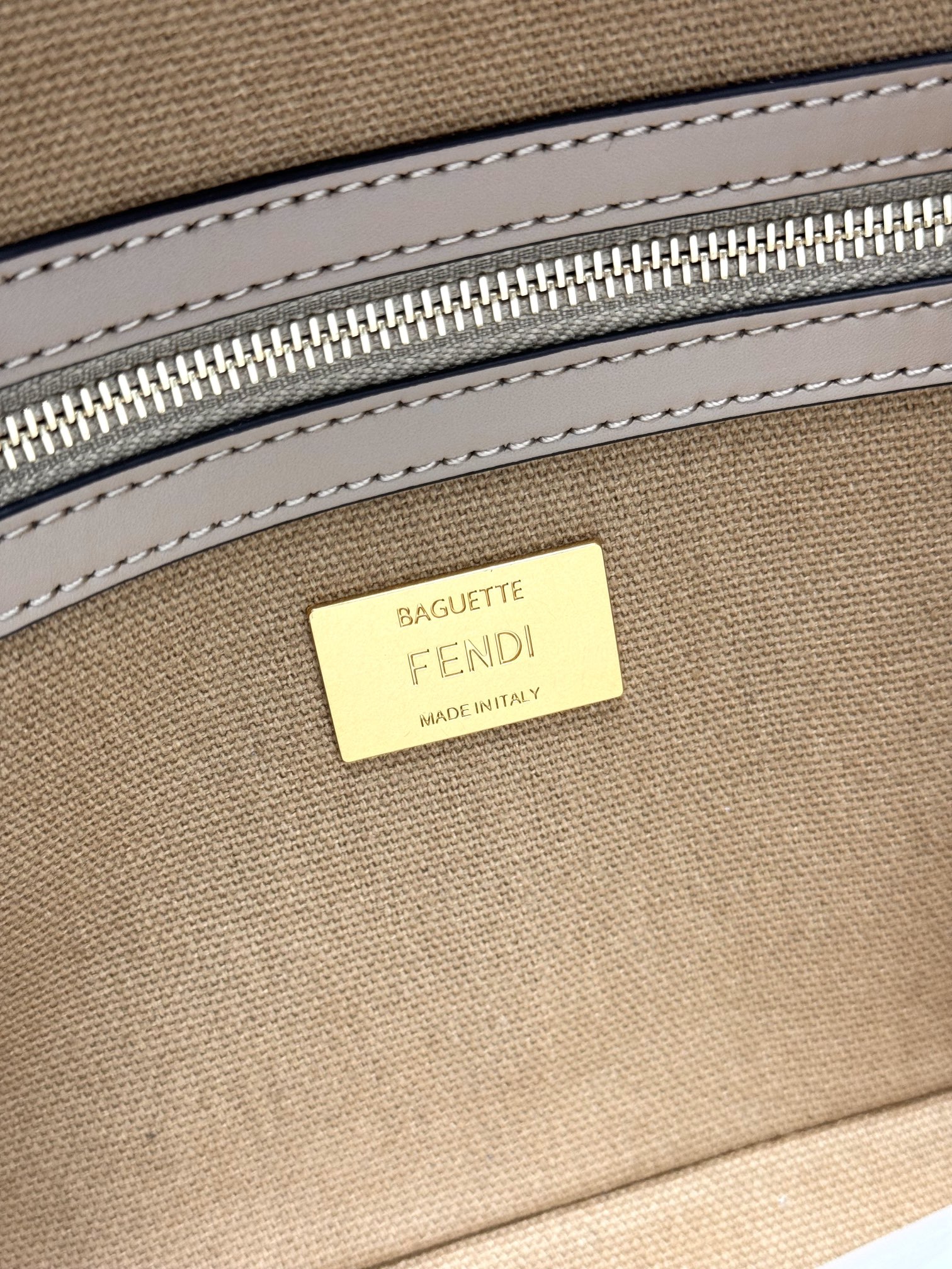 Fendi Baguette Embroidered Shoulder Baguette Handbag Clutch, 26x13x6cm 8 i1719295005 5550 0