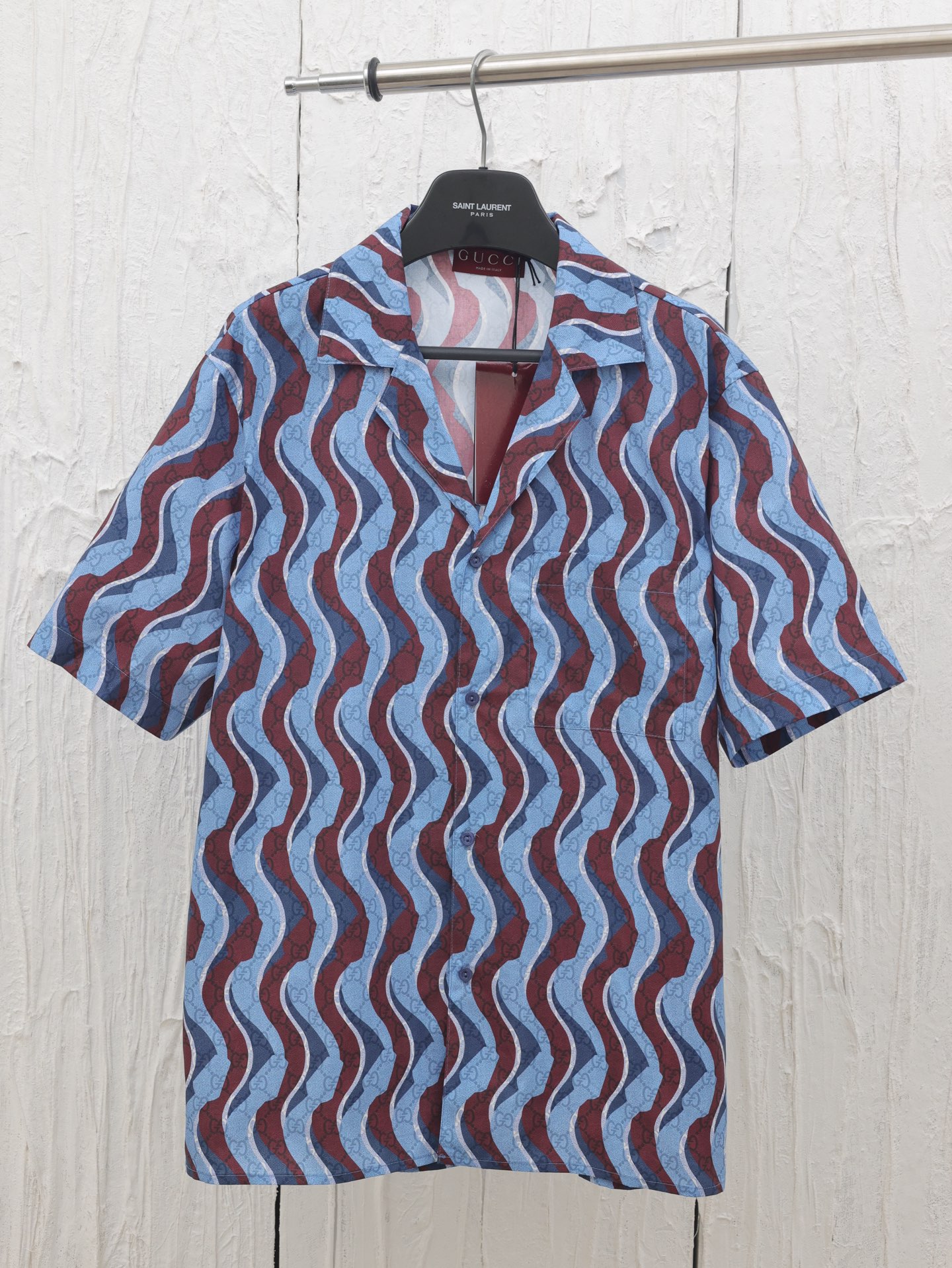 Gucc*/Gucci 25SS Camisa de manga corta con estampado de serpiente y conjunto, que complementa el logotipo de la marca, …