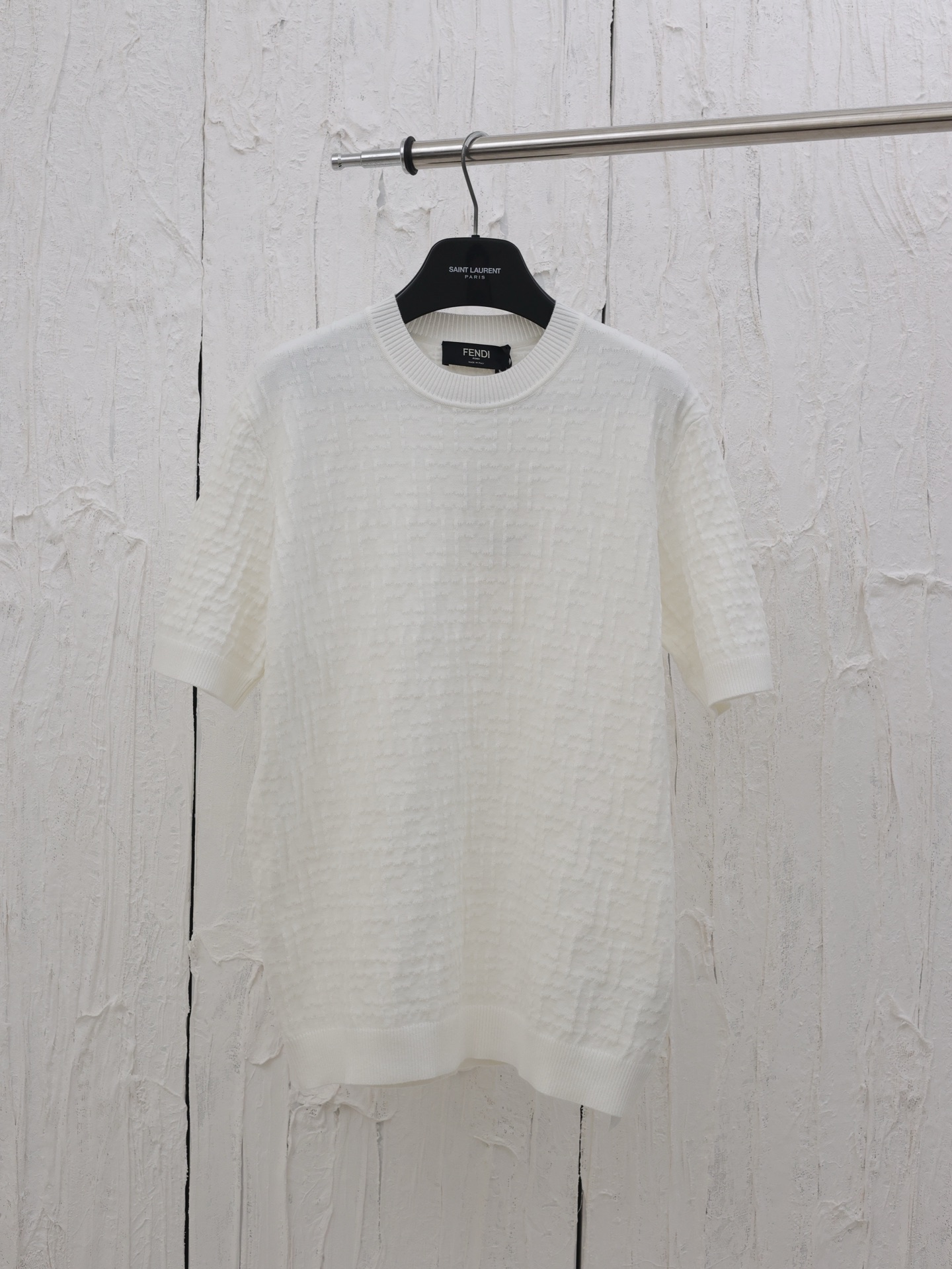 Camiseta de manga corta Fendi*/Fendi 25SS en algodón blanco roto con doble F. Comprada original por 9500. Tejido de alg…