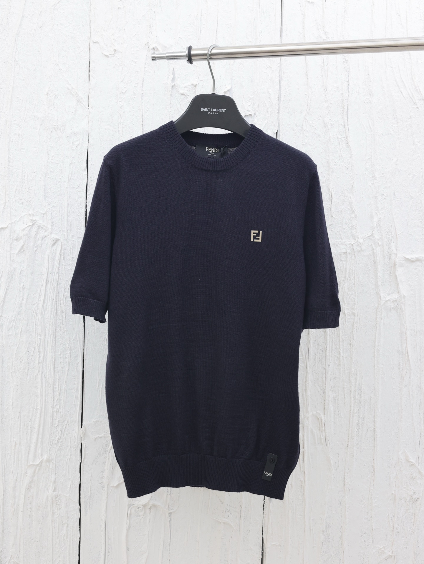 Fendi*/芬迪 25SS nuevo jersey de manga corta con herrajes y doble F, tejido con máquina alemana Stoll de 14 agujeros, mez…