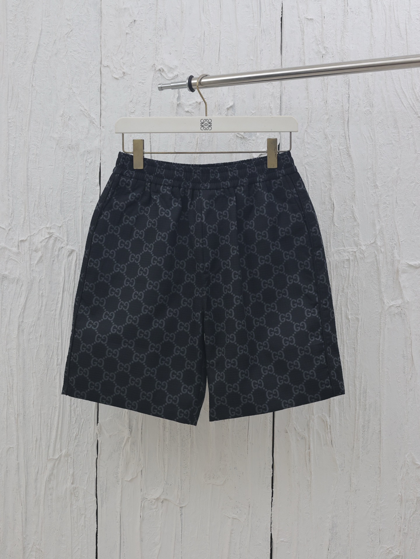 Gucci*/Gucci 25SS nuevo estilo, pantalones cortos de jacquard con estampado completo y logo antiguo. Corte clásico, cin…