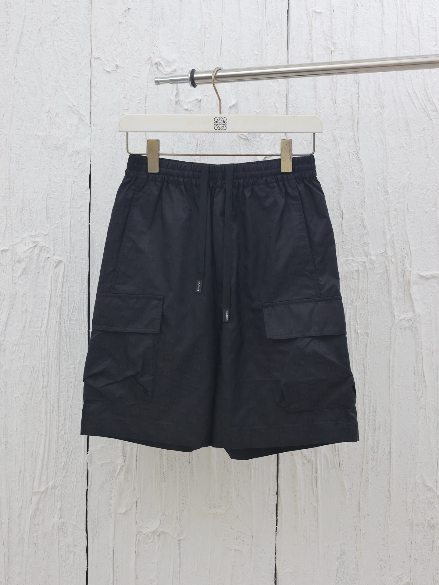 Gucc*/Gucci 2025FW pre-spring lightweight nylon cargo pocket jacquard shorts. The Lido collection is inspired by the ch…