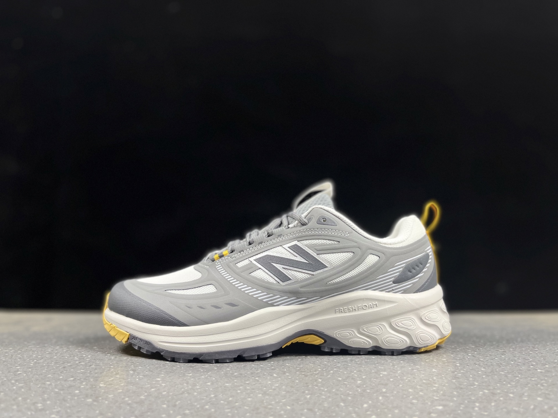 新百伦New Balance 410系列老爹风休闲运动野跑旅游鞋!