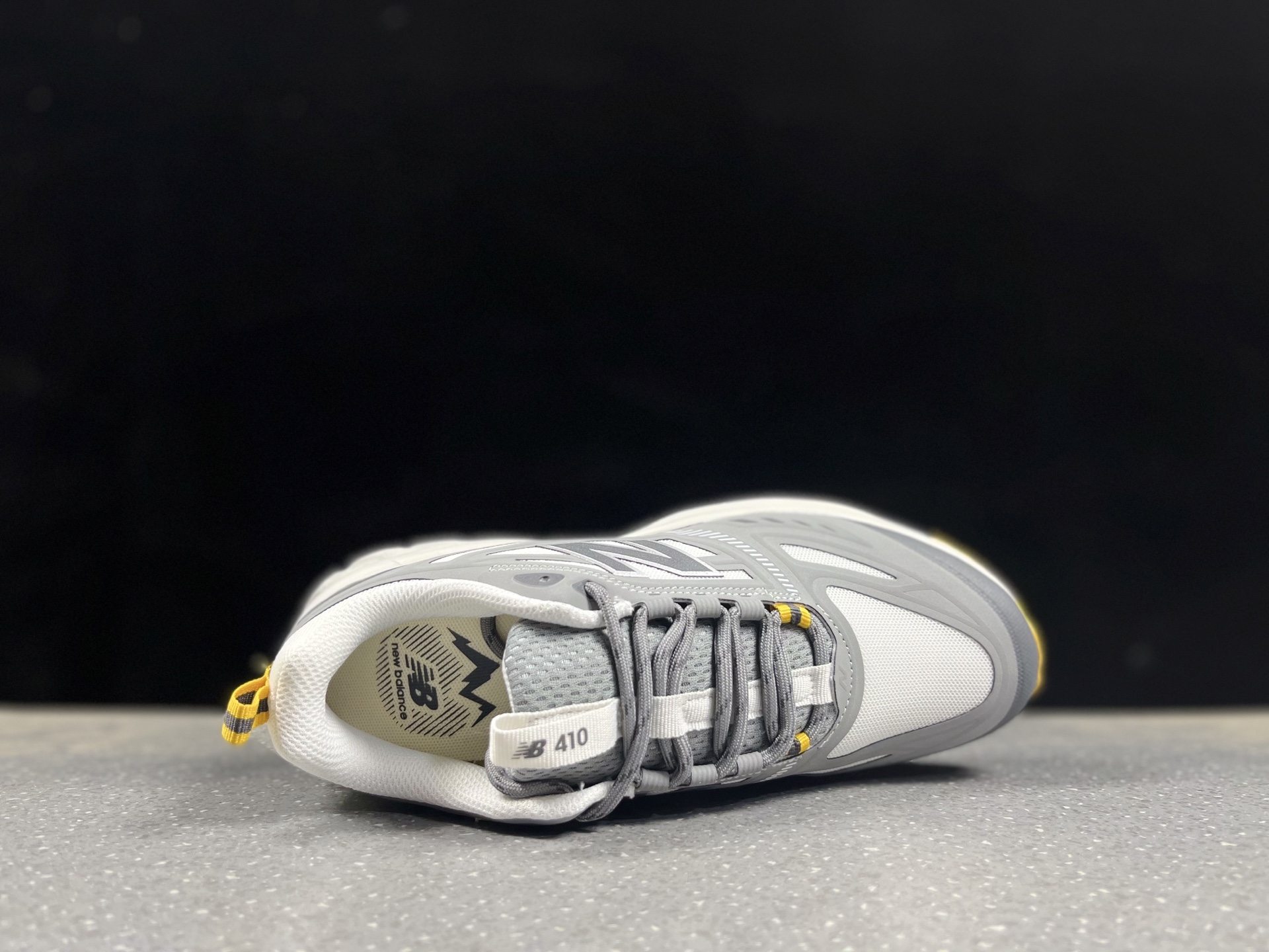 新百伦New Balance 410系列老爹风休闲运动野跑旅游鞋!