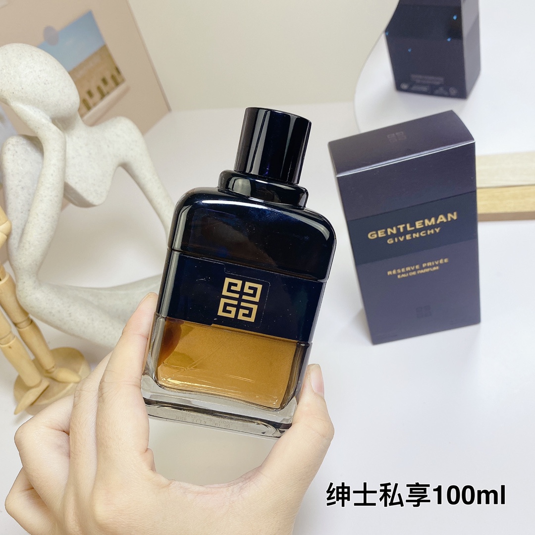 Givenchy Gentleman Réserve Privée Eau de Parfum - 100ml Woody Amber Scent 4 i1700577490 3288 0