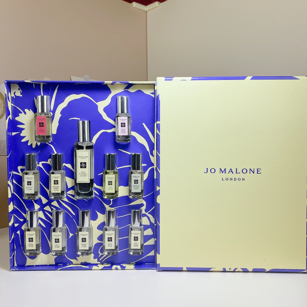 Jo Malone Limited Edition Blue Floral 12-Piece Cologne Set - Gift Ready 4 i1703144827 7066 6