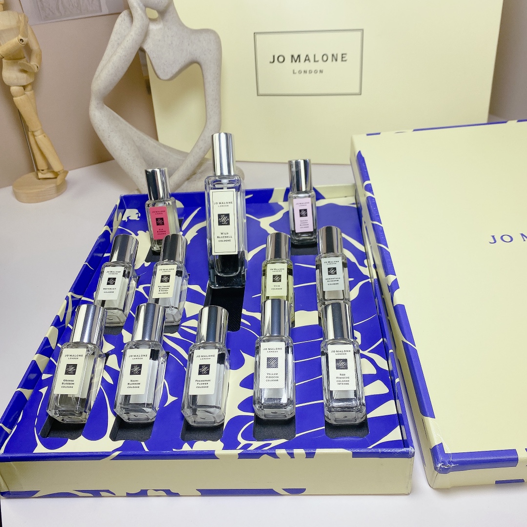 Jo Malone Limited Edition Blue Floral 12-Piece Cologne Set - Gift Ready 5 i1703144827 7364 8