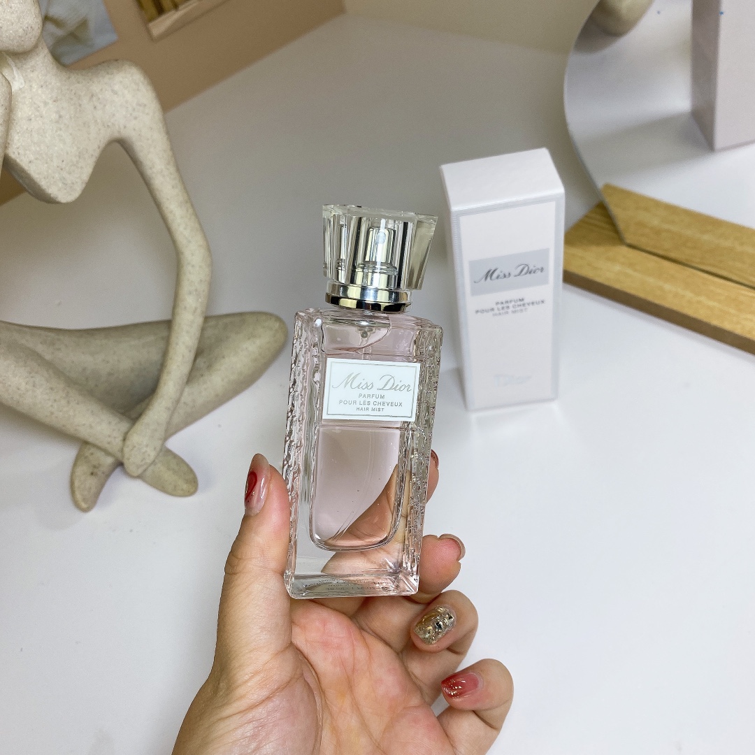 Miss Dior Hair Mist - 30ml - Rose & Patchouli Scent 3 i1707998078 6723 3