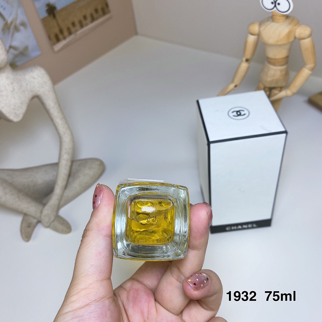 90💰
221305香奈儿高定香水1932号75ml！