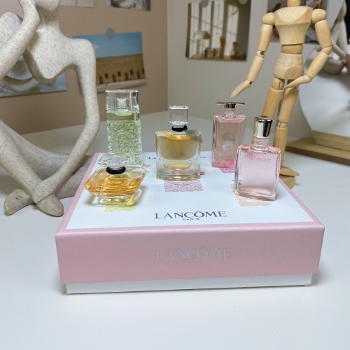 Lancome Miniature Perfume Set - 5-Piece Fragrance Collection for Women 1 Lancome Miniature Perfume Set - 5-Piece Fragrance Collection for Women