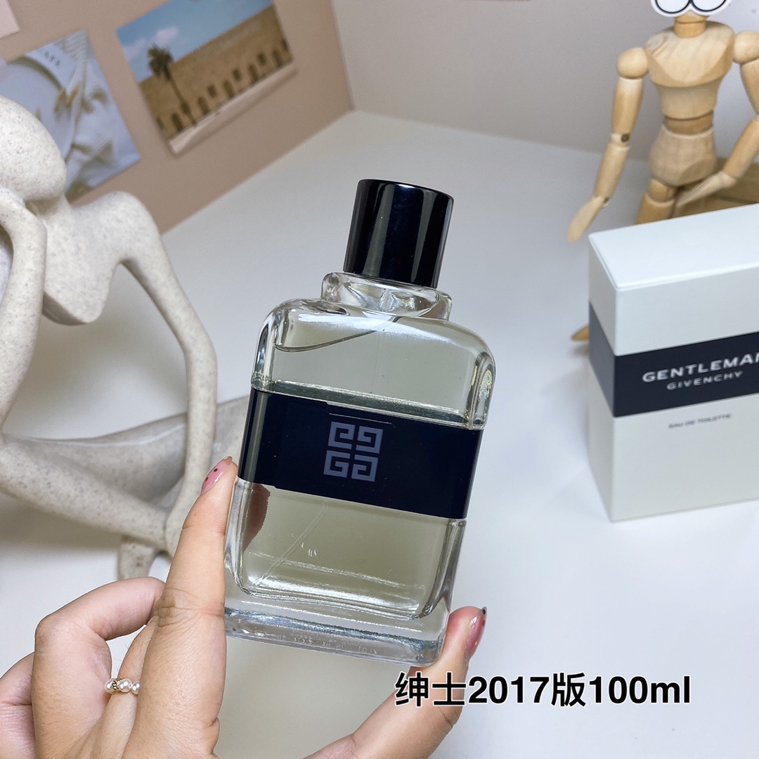 Givenchy Gentleman 2017 Eau de Toilette - Aromatic Woody Fragrance for Men 4 i1712408715 5534 5
