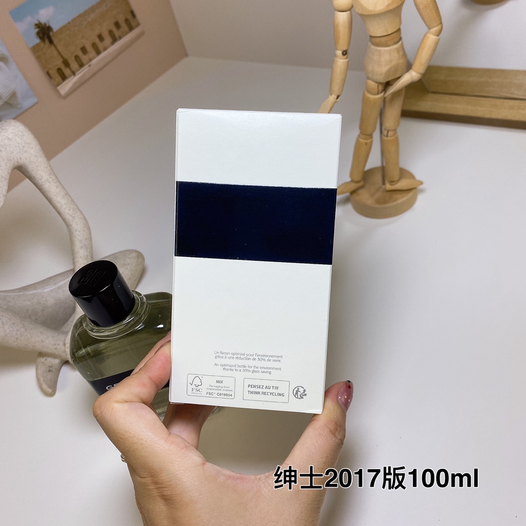 Givenchy Gentleman 2017 Eau de Toilette - Aromatic Woody Fragrance for Men 8 i1712408715 9203 7