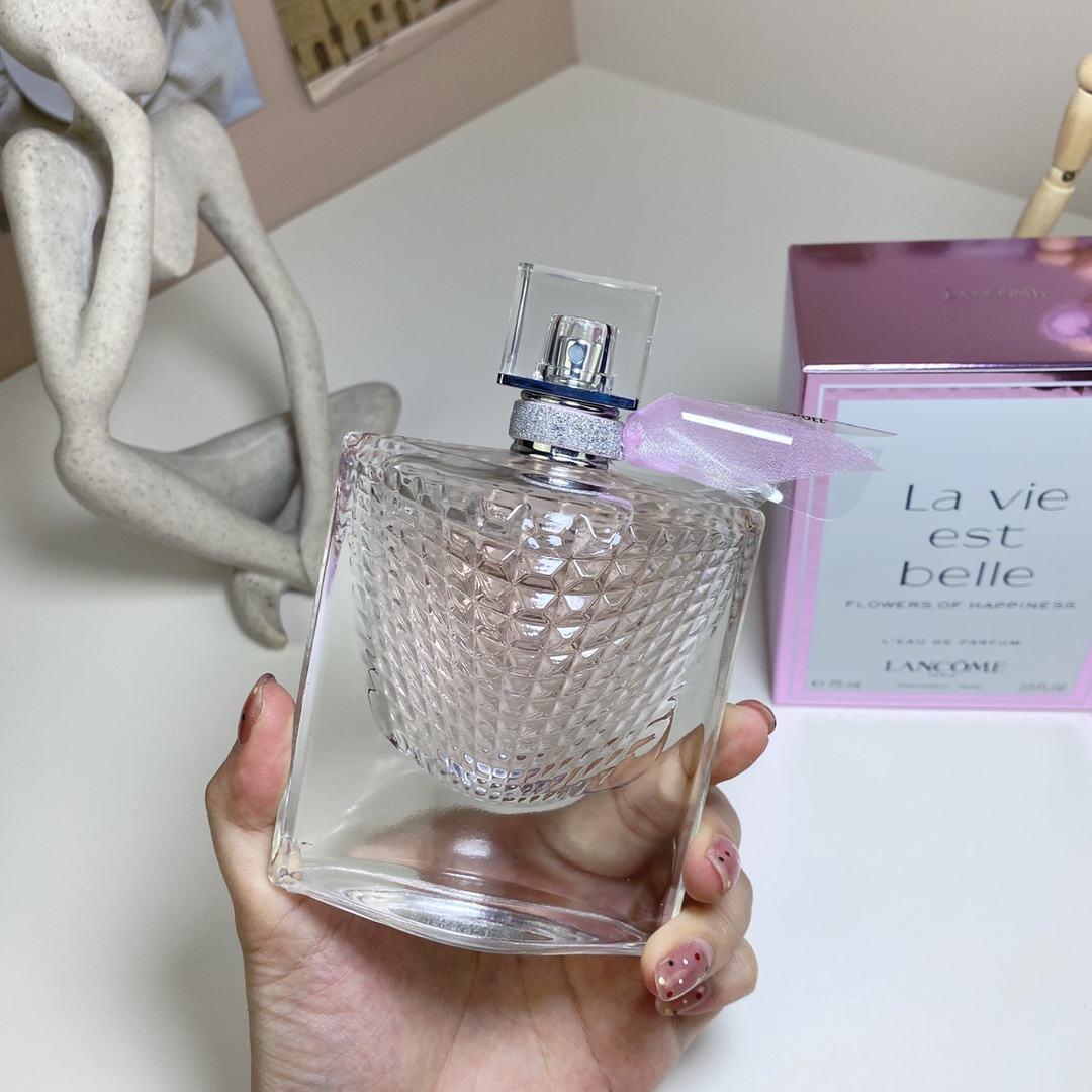 Lancome La Vie Est Belle Flowers of Happiness Eau de Parfum, 75ml 2 i1712838029 9763 7