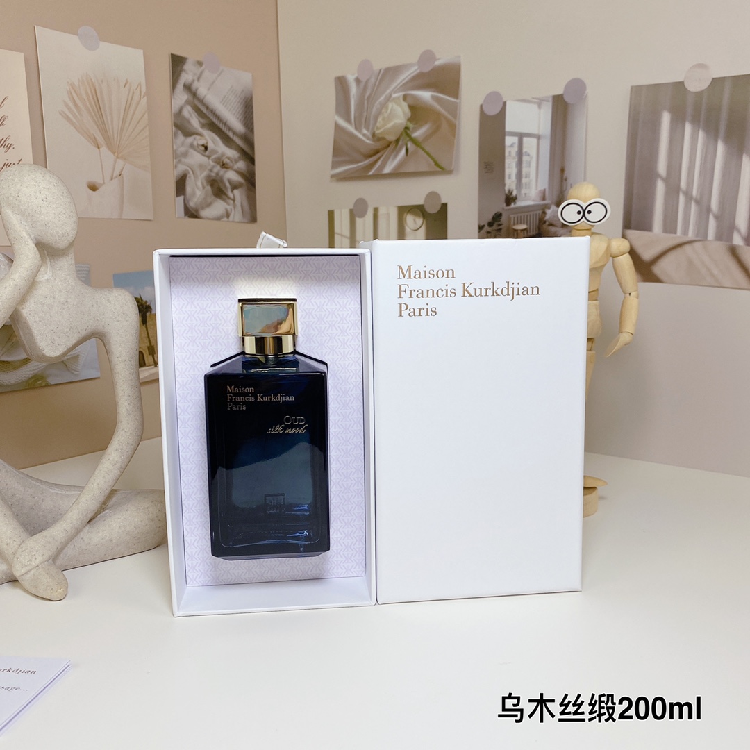 Maison Francis Kurkdjian Oud Satin Mood Eau de Parfum - 200ml 11 i1713338389 9660 9